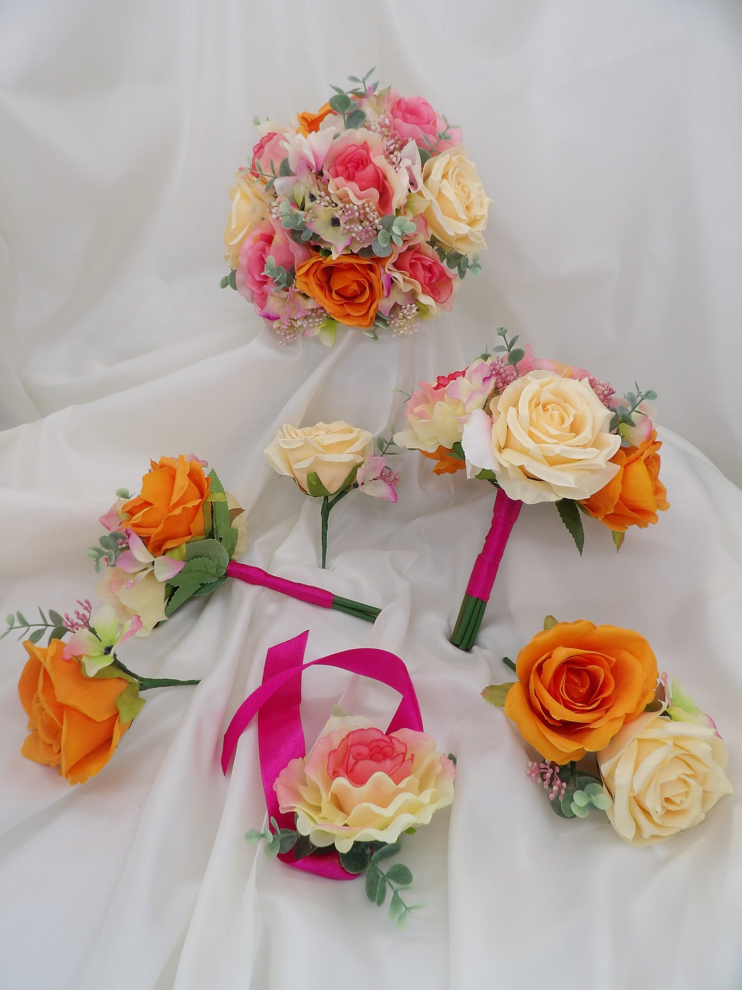 Sunset wedding florals