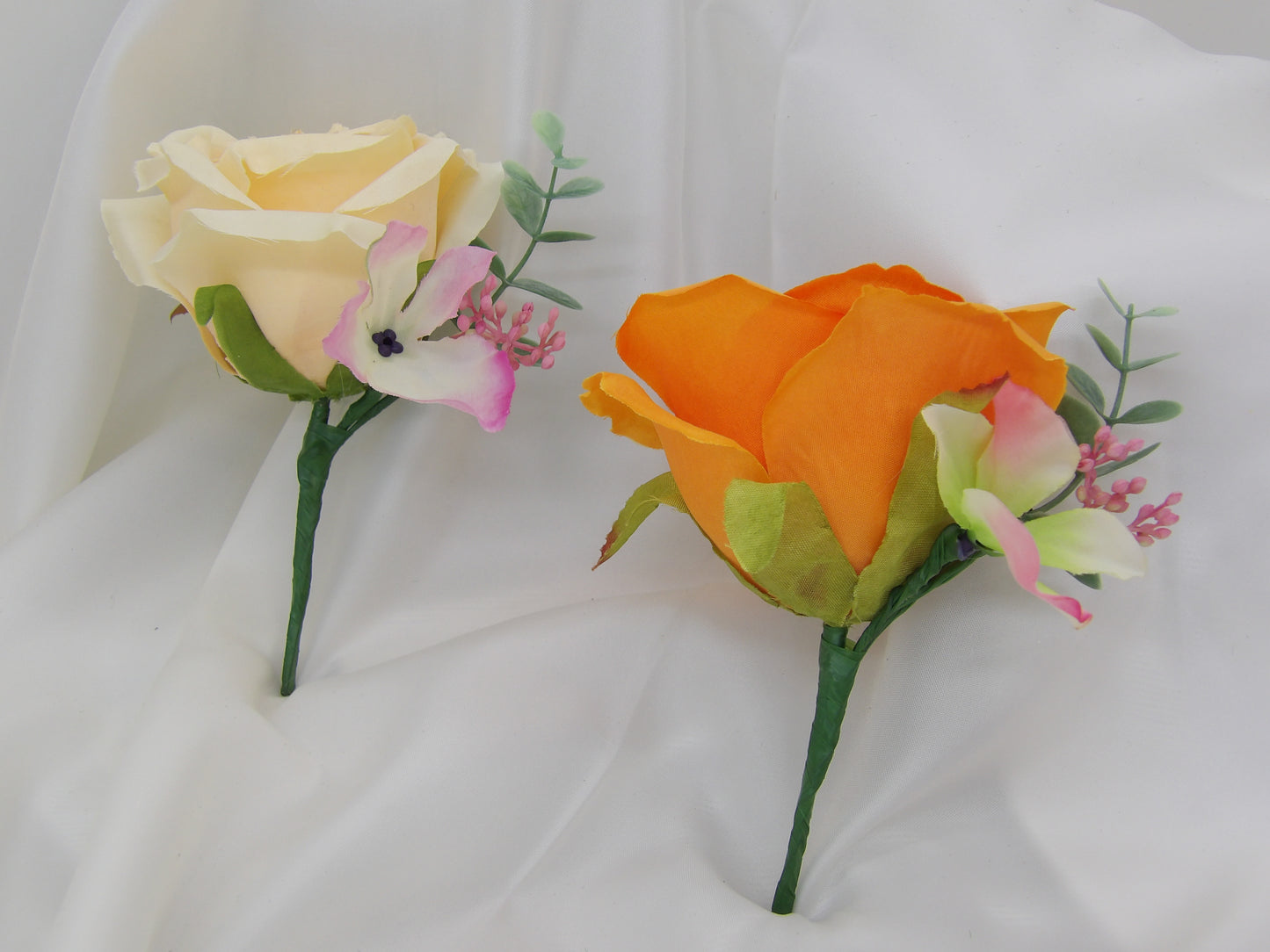 Sunset wedding florals