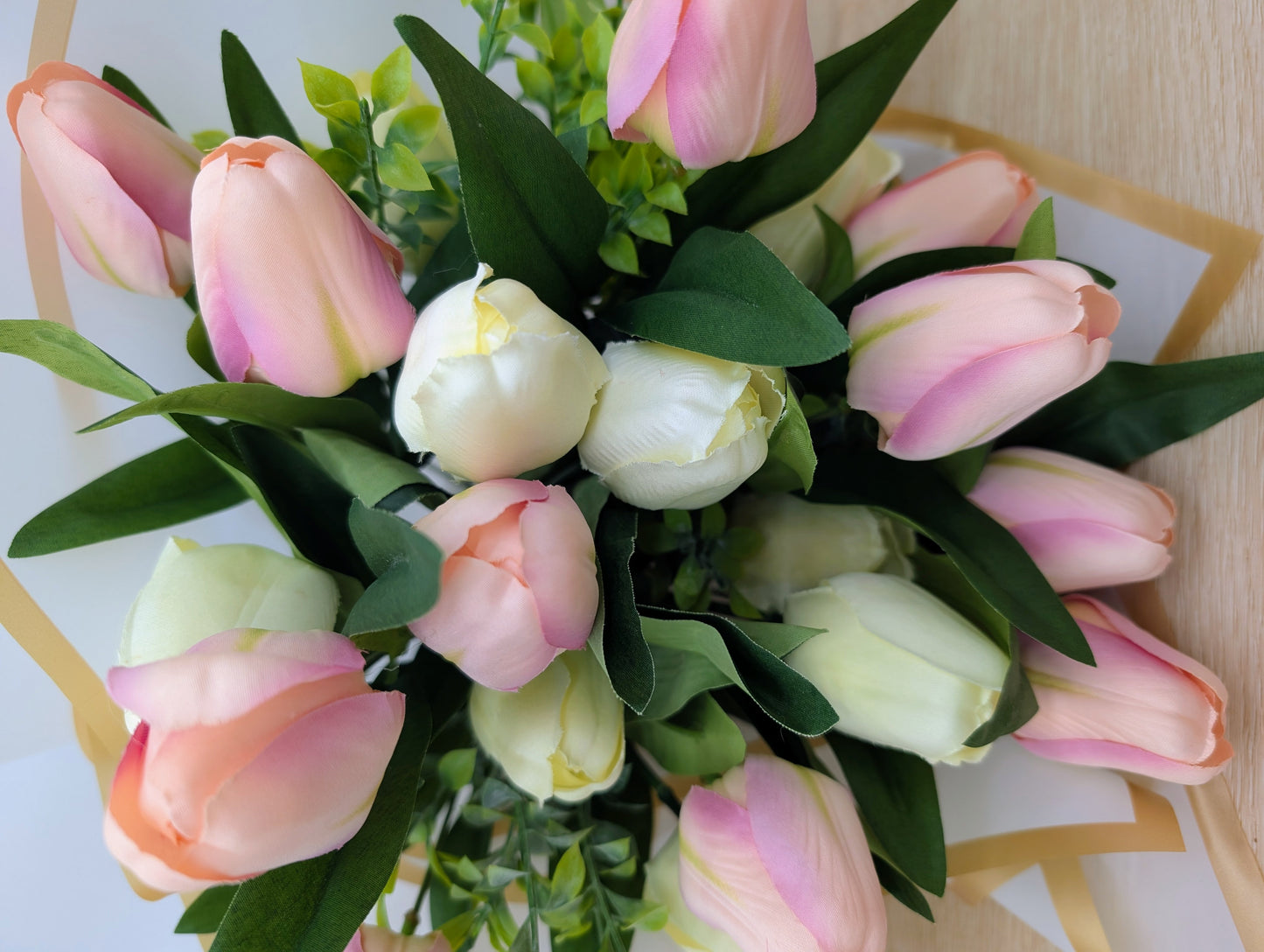 Tulip Gift Bouquet Pale Pink and Ivory