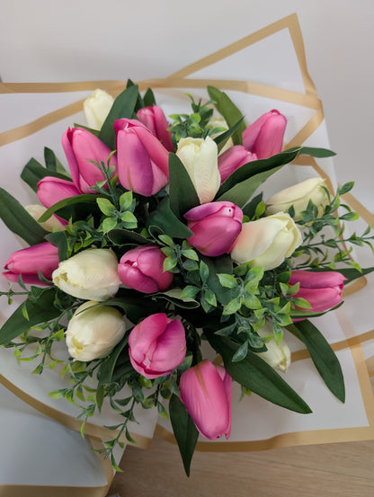 Tulip Gift Bouquet Pink and Ivory