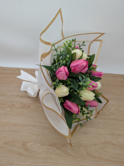 Tulip Gift Bouquet Pink and Ivory
