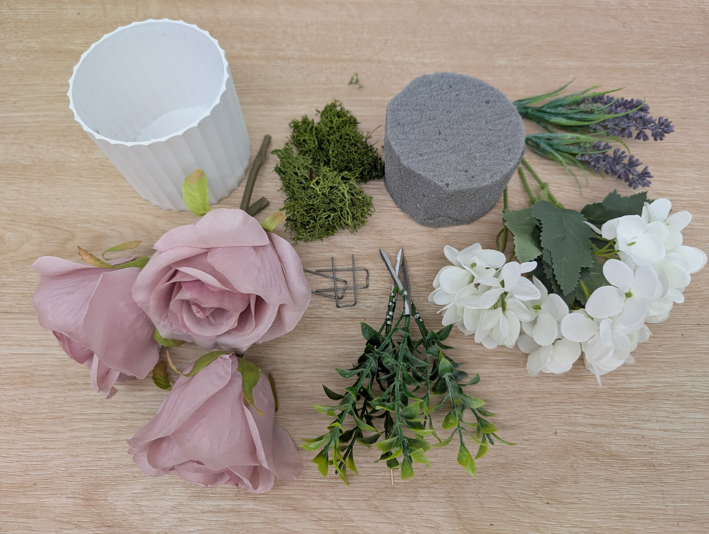 Flower arrangement craft kit