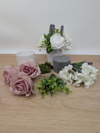 Flower arrangement craft kit