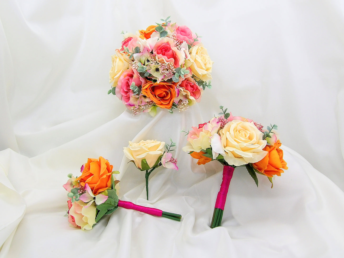Sunset wedding florals