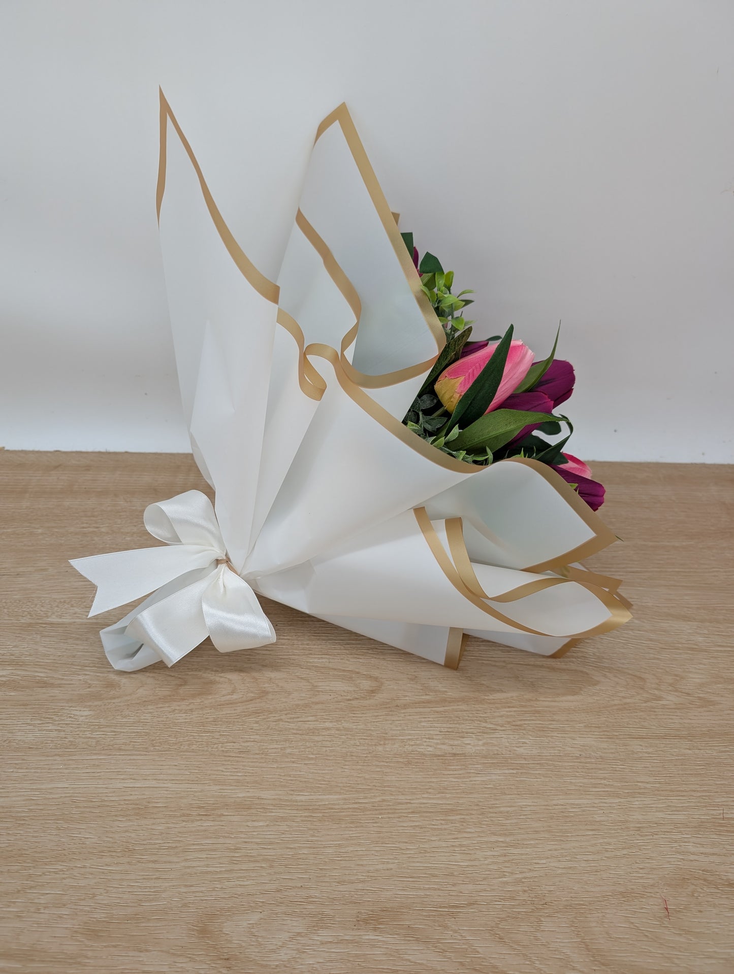 Tulip Gift Bouquet Pink and Purple